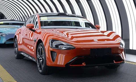 Xe điện Xiaomi SU7 công bố giá khởi điểm rẻ bất ngờ, chấp nhận bán lỗ để giành lợi thế