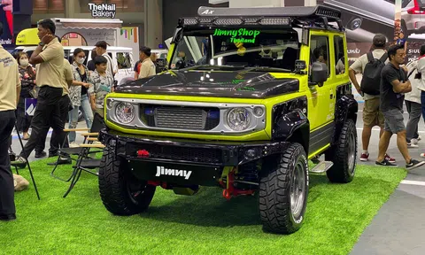 Chiêm ngưỡng hai bản độ Suzuki Jimny có thể khiến các tín đồ off-road, phượt thích mê