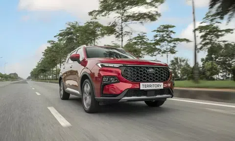 Ford Territory giảm giá niêm yết xuống còn từ 799 triệu đồng, quyết đua doanh số với Mazda CX-5