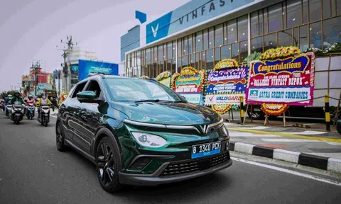 Nguyên nhân gì khiến giá xe điện VinFast VF e34 tại Indonesia rẻ hơn ở Việt Nam?