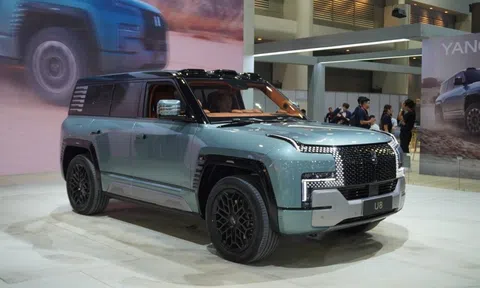 Cộng đồng mạng thích thú trước tính năng ‘có một không hai’ của SUV điện Trung Quốc