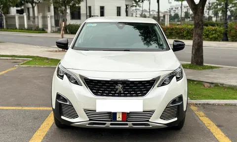 Sau 4 năm lăn bánh, Peugeot 5008 cũ lên sàn xe cũ với giá ngang một chiếc Mazda CX-5