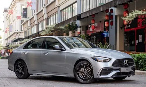 Mercedes-Benz C350e 'ăn xăng như ngửi' chỉ 1,5 lít/100km sắp được bán tại Việt Nam?