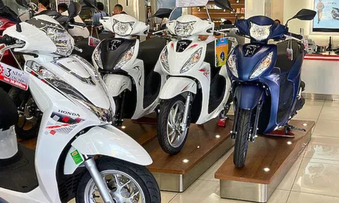 Thị trường xe máy Việt Nam lao dốc, doanh số xuống thấp kỷ lục