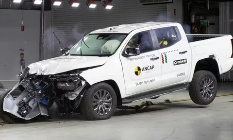 Bán tải Mitsubishi Triton 2024 đạt điểm tối đa trong bài kiểm tra an toàn
