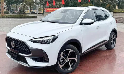 Tân binh MG HS 2024 đầu tiên lên sàn xe cũ với giá khó tin sau chỉ 300 km sử dụng