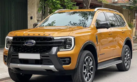 Ngỡ ngàng giá chào bán của Ford Everest 'lướt' sau chưa đầy 1 năm lăn bánh