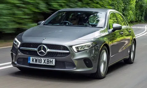 Mercedes-Benz triệu hồi khẩn cấp hơn 20.000 ô tô do lỗi hệ thống lái