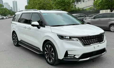 Bất ngờ giá bán lại của MPV 7 chỗ Kia Carnival sau 2 năm sử dụng