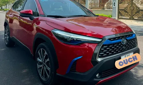 Sử dụng 2 năm, Toyota Corolla Cross Hybrid được rao bán lại với giá sốc