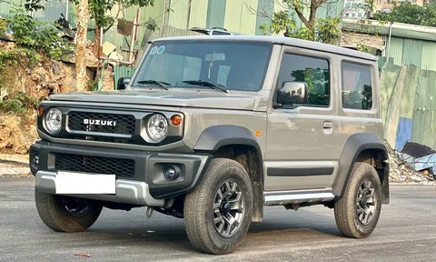Suzuki Jimny 'siêu lướt' mới chạy vỏn vẹn 3.000 km đã bán lại với giá ngỡ ngàng