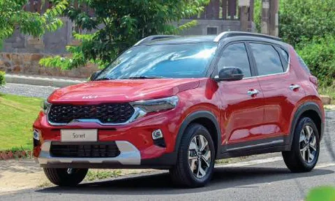 Sau Mazda, Kia bất ngờ tăng giá 3 mẫu xe trong tháng 5
