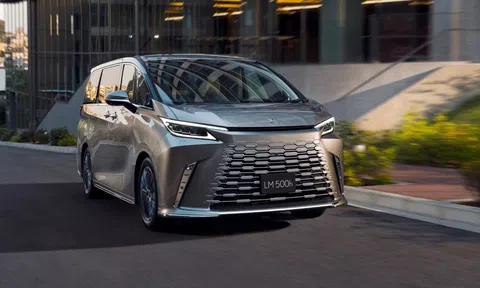 MPV hạng sang Lexus LM ra mắt phiên bản 6 chỗ ngồi độc đáo