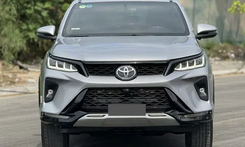 Ngỡ ngàng giá bán của Toyota Fortuner chạy lướt 3 năm tại Việt Nam