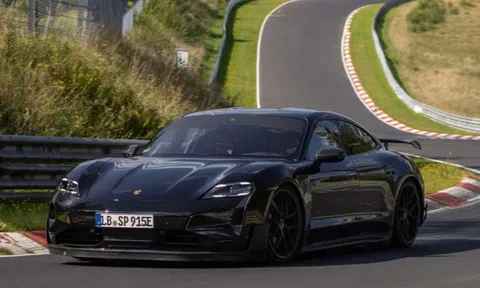 Porsche triệu hồi hàng nghìn siêu xe điện Taycan vì nguy cơ hỏa hoạn