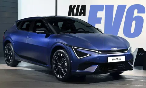 Vén màn SUV điện Kia EV6 2025: Vẻ ngoài sắc sảo hơn, giá quy đổi dự kiến từ hơn 1 tỷ đồng