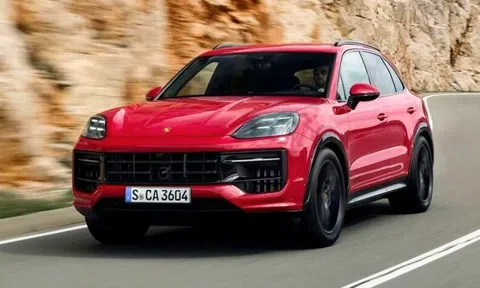 Porsche Cayenne 2025 ra mắt: Thêm trang bị tiêu chuẩn, tăng giá bán