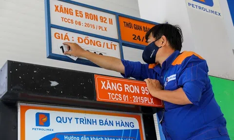 Giá xăng dầu hôm nay 23/5: Tăng nhẹ sau 2 phiên giảm mạnh