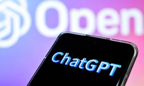 Microsoft: Tỷ lệ dùng AI làm việc ở Việt Nam cao nhưng... đi ngược với thế giới