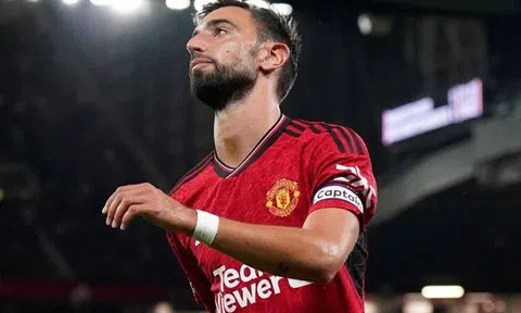 Điểm lại loạt xế sang của chàng tiền vệ Manchester Utd - Bruno Fernandes