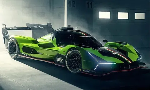 Sau McLaren Elva không mui, đại gia Minh Nhựa để mắt đến siêu phẩm nhà Lamborghini