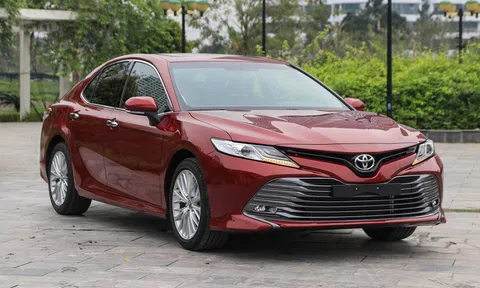 Toyota Camry 2022