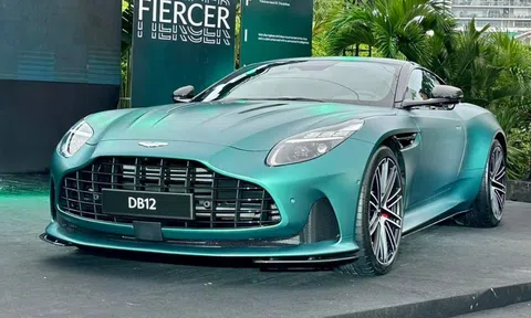 Siêu xe Aston Martin DB12 trình làng đại gia Việt, giá khởi điểm từ 19,5 tỷ đồng