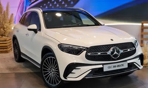 Mercedes-Benz GLC 300 4Matic bất ngờ được bổ sung thêm trang bị, tăng nhẹ giá bán