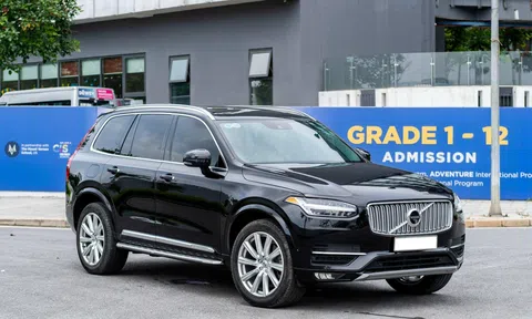 Xe sang Volvo XC90 T6 2016 lăn bánh 8 năm tại Việt Nam bán lại với giá khó tin