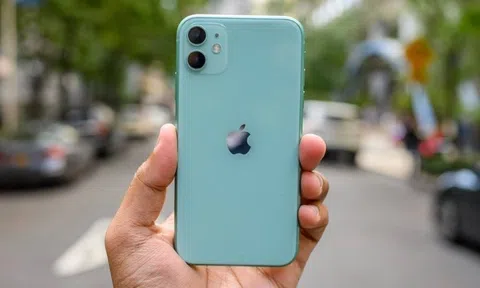 Giá bán iPhone 11 hạ xuống mức thấp nhất trong lịch sử dù nằm trong top bán chạy