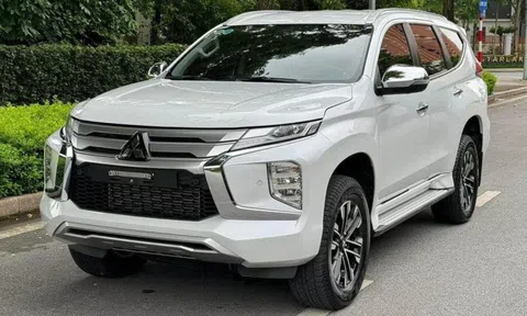 Mitsubishi Pajero Sport 2023 chạy ‘siêu lướt’ xuống giá ngang một chiếc Kia Morning