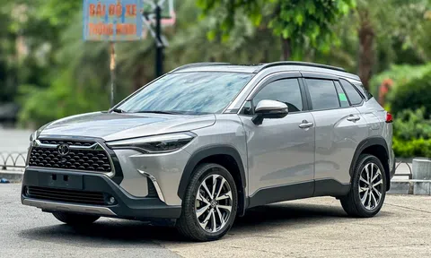 Toyota Corolla Cross 2022 lăn bánh 2 năm tại Việt Nam có giá thế nào trên sàn xe cũ?