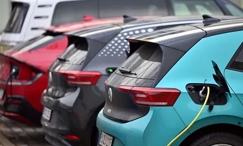 Mercedes-Benz, BMW ‘lo sốt vó’ về đòn trả đũa của Trung Quốc sau lệnh tăng thuế ô tô nhập khẩu