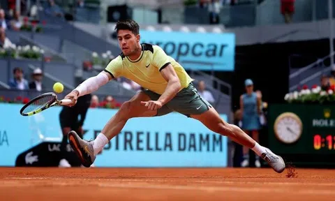 Kết quả tennis 28/4: Alcaraz tiếp tục có chiến thắng dễ dàng