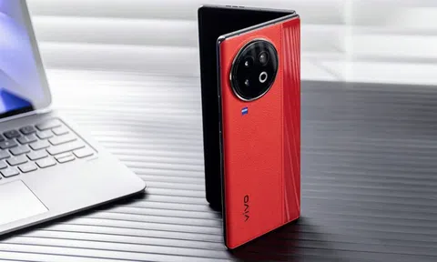 Kẻ hủy diệt Galaxy Z Fold5 lộ diện với hiệu năng mạnh mẽ, RAM khủng, bộ 3 camera xịn sò và pin trâu ấn tượng