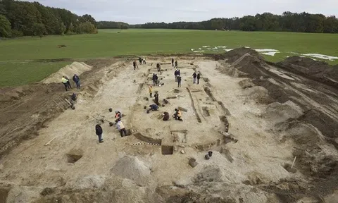 Tàn tích của 1 hội trường khổng lồ 3.000 năm trước được khai quật, các nhà khảo cổ choáng ngợp, bí mật được tiết lộ