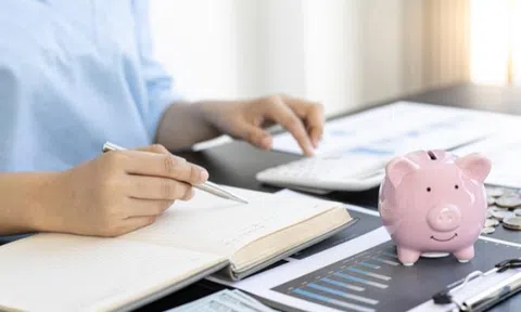 5 thói quen về tiền bạn có thể làm ngay bây giờ để cải thiện tình hình tài chính cá nhân