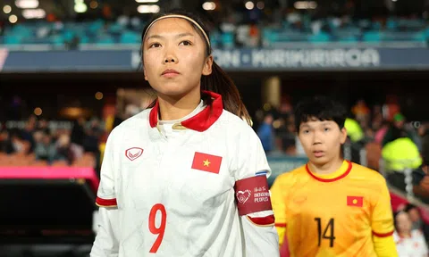 Huỳnh Như cân nhắc chia tay Lank FC