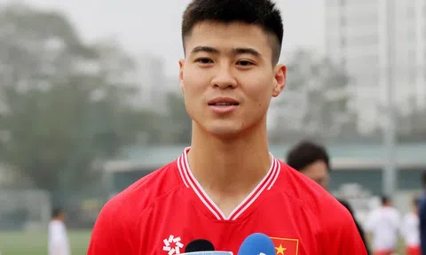 Duy Mạnh phấn khích sau trận cầu đặc biệt