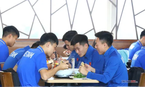 Dàn sao ĐT Việt Nam sang Indonesia, quyết giành 3 điểm