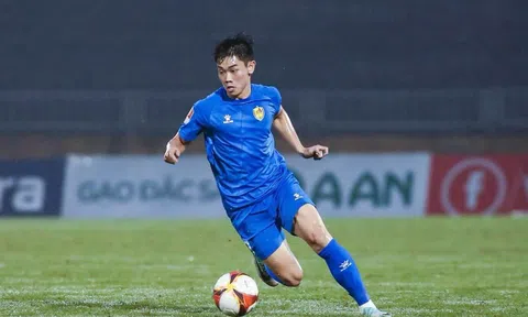 Đình Bắc bị chê thậm tệ, một 'đại gia' V-League bất ngờ muốn sở hữu