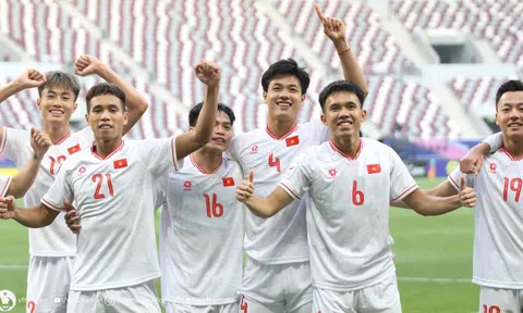 Chủ tịch LĐBĐ Việt Nam điều hành AFC ra quyết định lịch sử