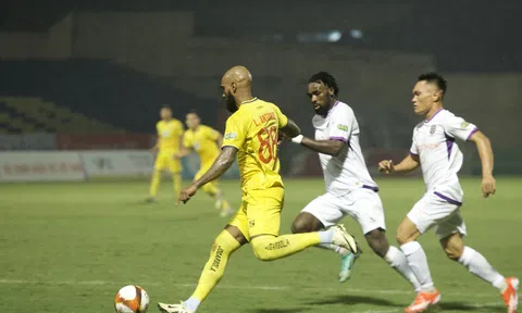 VIDEO: Màn rượt đuổi tỷ số kịch tính ở trận Thanh Hóa đánh bại Bình Dương