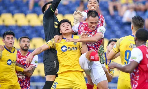 HLV SLNA nói gì về cuộc đua trụ hạng đầy cam go?