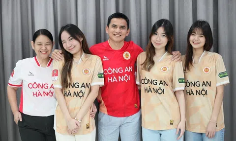 Vợ HLV Kiatisak lên tiếng sau khi chồng rời CAHN