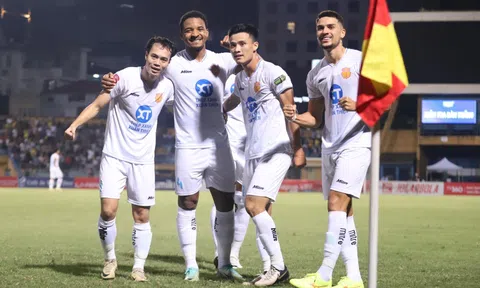 VAR xuất hiện ở trận đấu nào vòng 20 V-League?