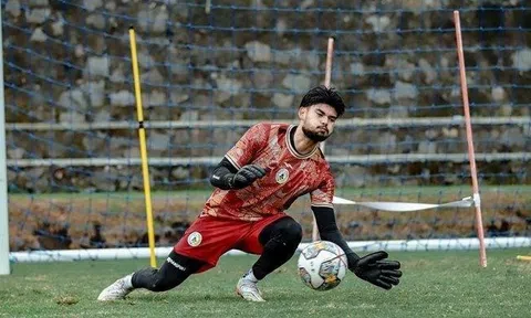 Thủ môn Philippines tuyên bố cực bất ngờ trước ngày gặp ĐT Việt Nam