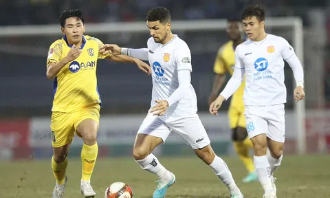 Nam Định vs SLNA: Tiến thẳng đến chức vô địch