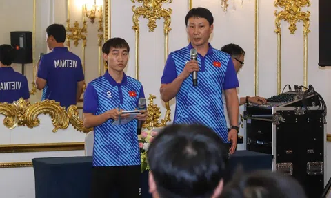 HLV Kim Sang Sik: 'Mong cầu thủ ĐT Việt Nam tin tưởng tôi'