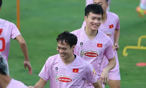 Hoàng Đức nhận xét về HLV Kim Sang Sik, đánh giá trận gặp Philippines